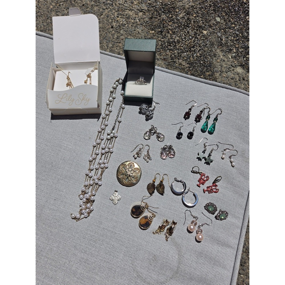 Jewelry Lot
